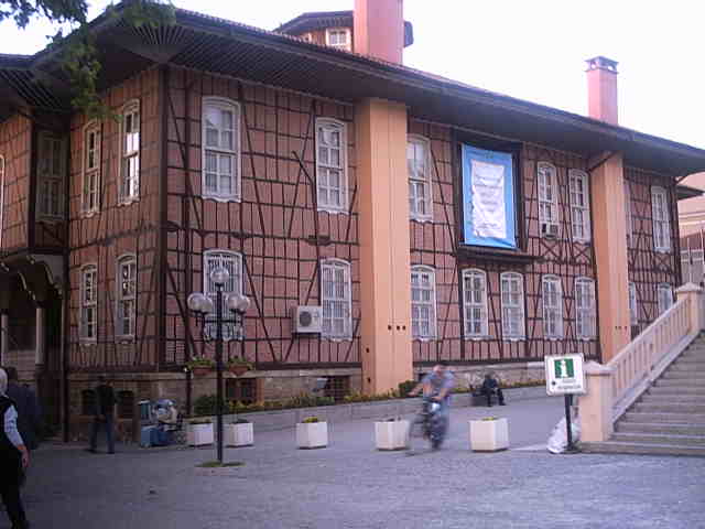 Tarihi Bursa Belediyesi [Sibel Cetin]